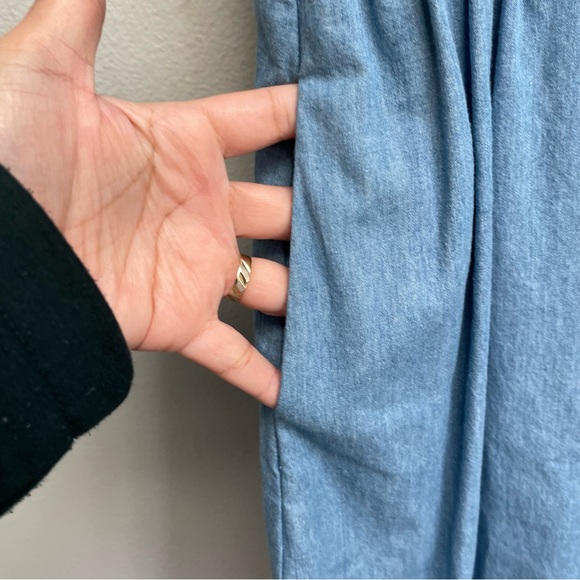 ModCloth Chambray Ruffle Dress With Pockets Size Large - Picture 7 of 12